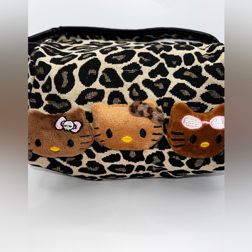 Hello Kitty y2k leopard print makeup bag